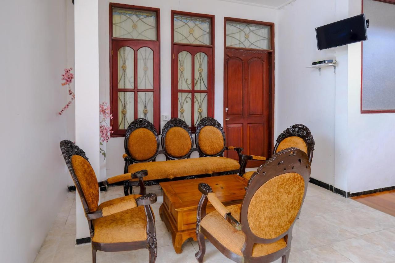 Oyo 3088 Green Valley House Senggigi Dış mekan fotoğraf