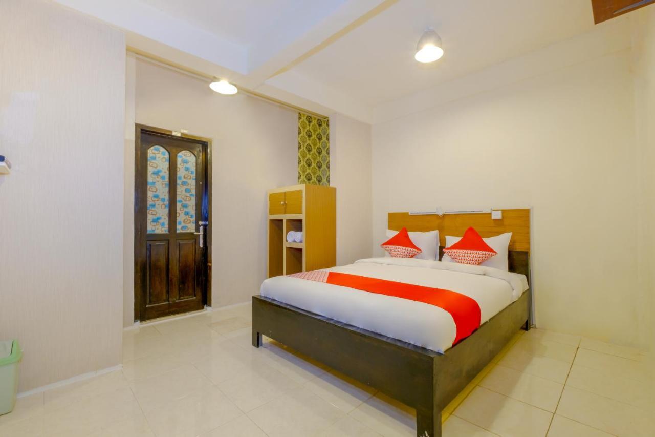 Oyo 3088 Green Valley House Senggigi Dış mekan fotoğraf